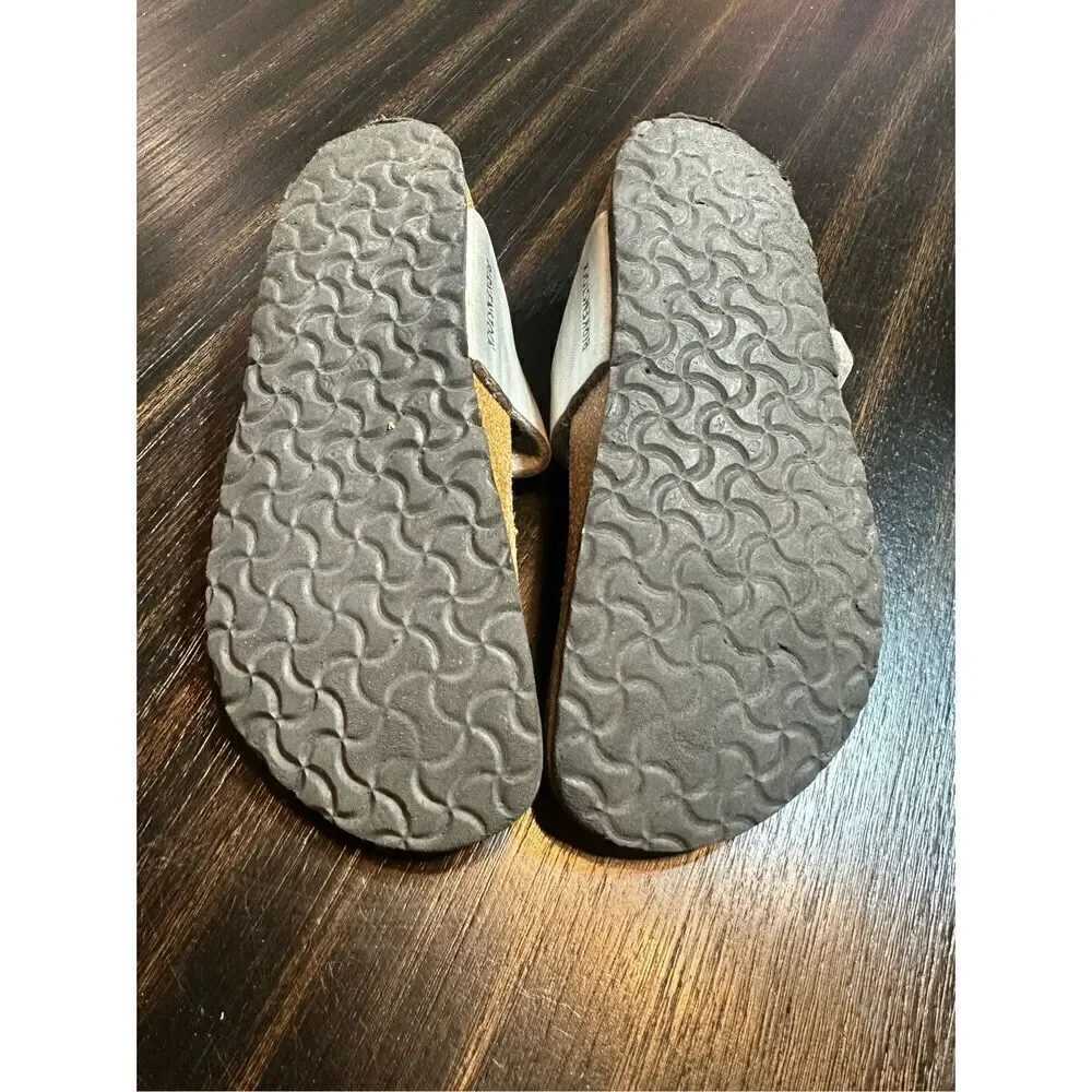 Birkenstock Gizeh kids leather silver sandals size C13 Narrow (EU31)